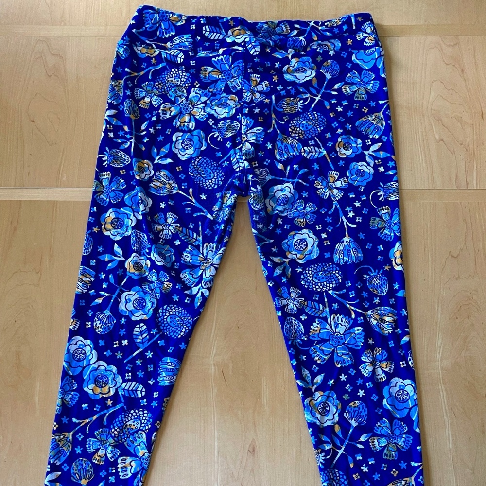 LULAROE leggins in blue size tc2